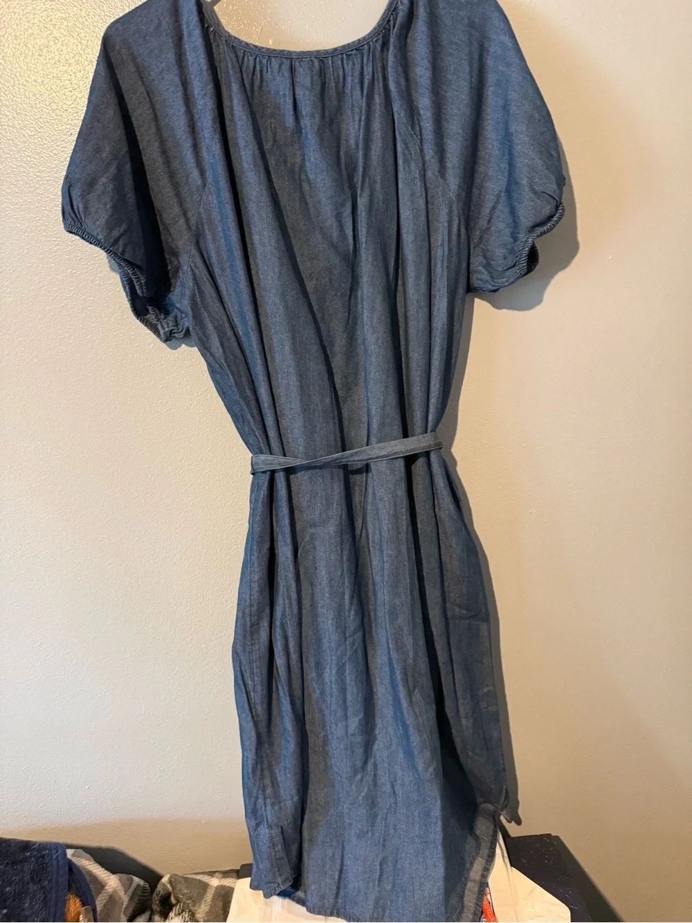 Old Navy Chambray Button-Front Midi Dress in Blue - Picture 4 of 6